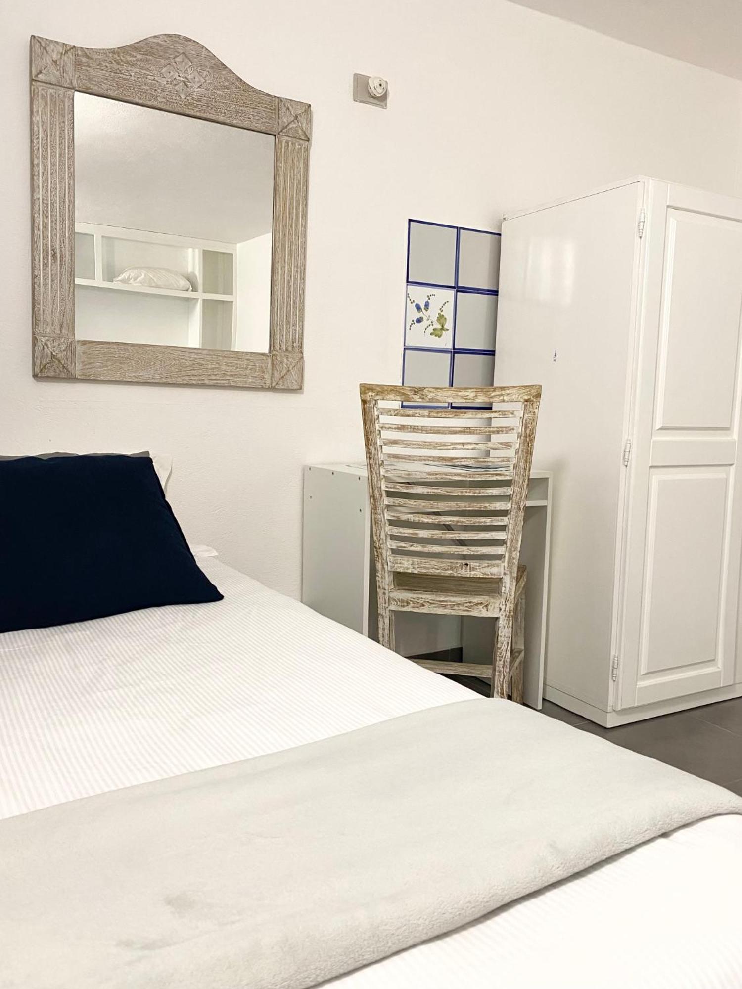 Cala Reale Rooms Marinella มาริเนลลา ภายนอก รูปภาพ