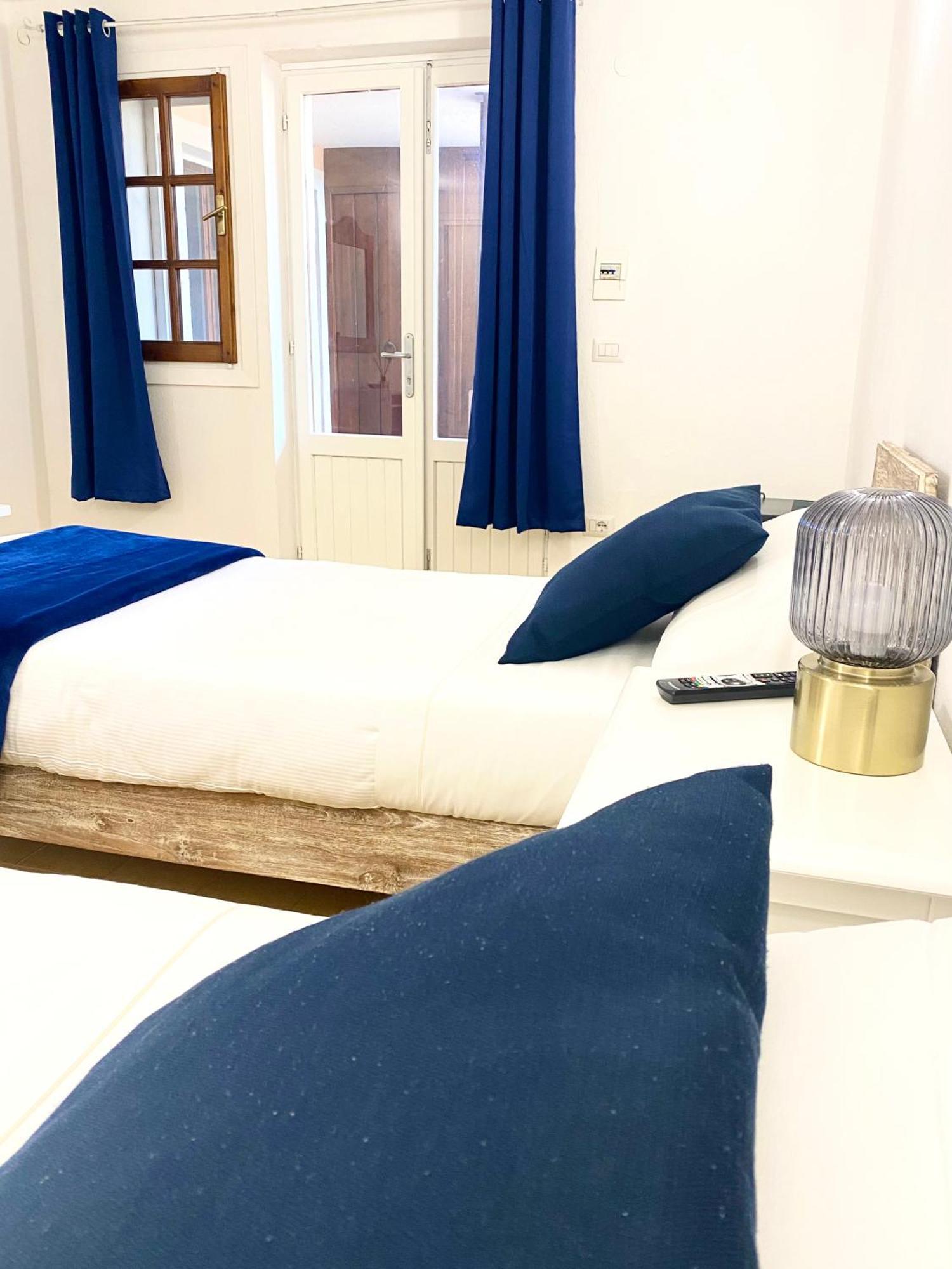 Cala Reale Rooms Marinella มาริเนลลา ภายนอก รูปภาพ