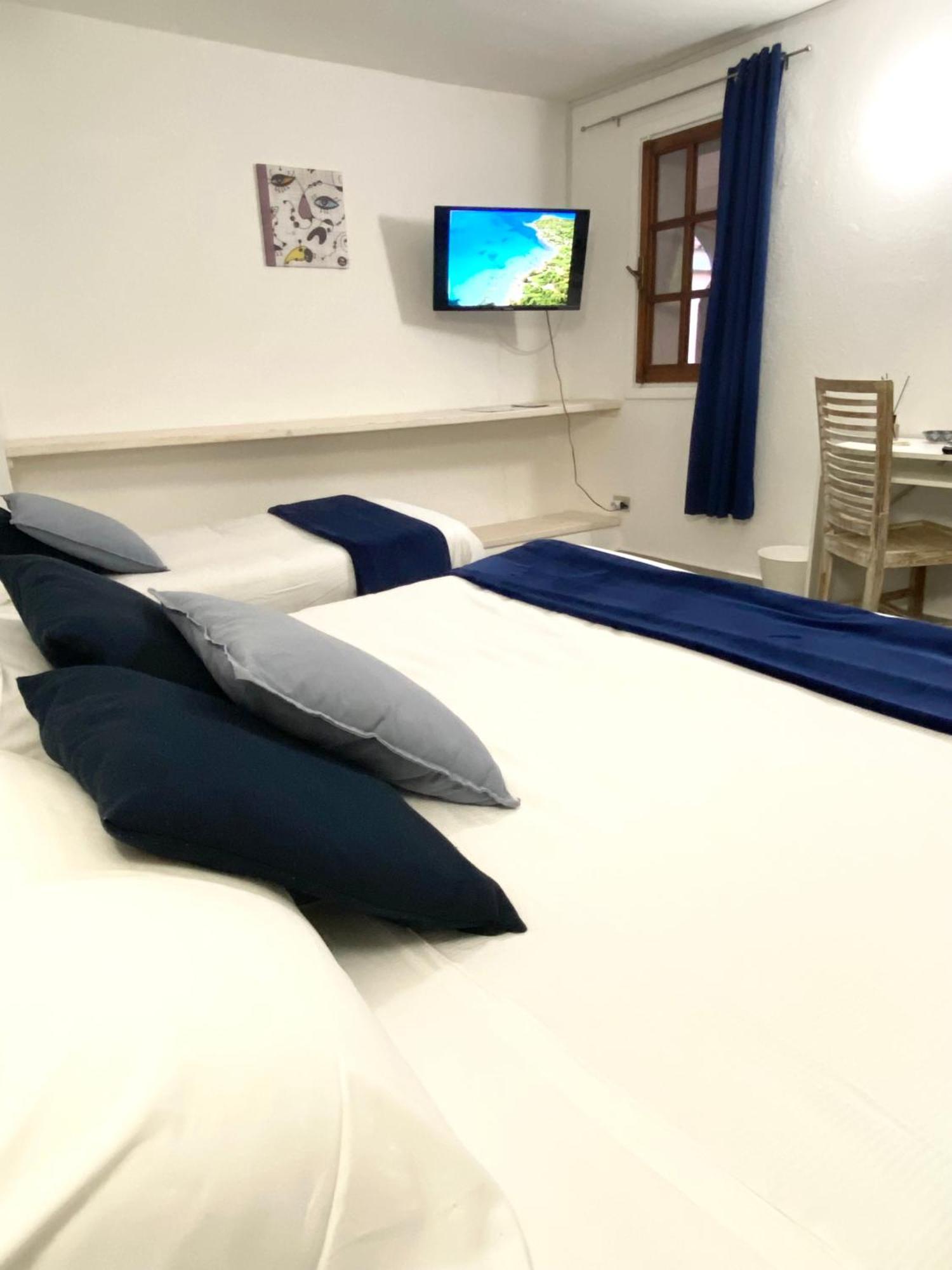 Cala Reale Rooms Marinella มาริเนลลา ภายนอก รูปภาพ