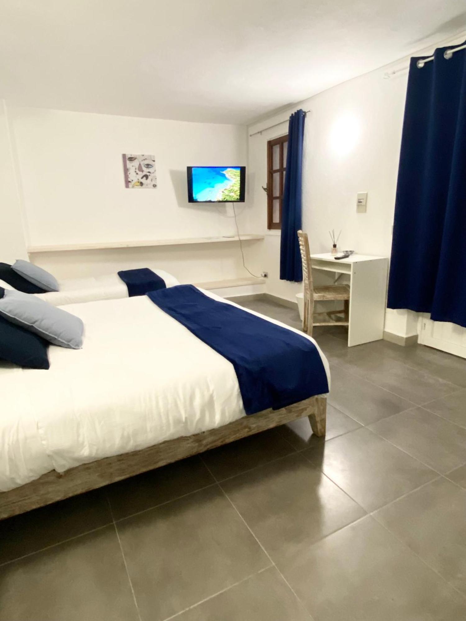 Cala Reale Rooms Marinella มาริเนลลา ภายนอก รูปภาพ
